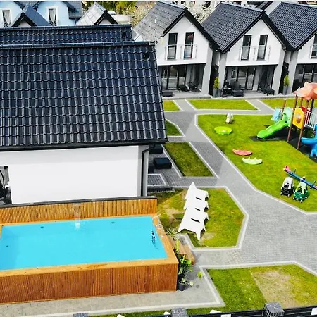 Dom wakacyjny Nord Breeze Z Podgrzewanym Basenem I Jacuzzi Władysławowo