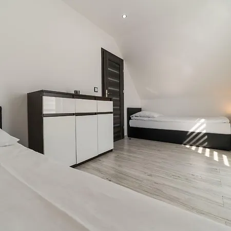 Nord Breeze Z Podgrzewanym Basenem I Jacuzzi Dom wakacyjny *