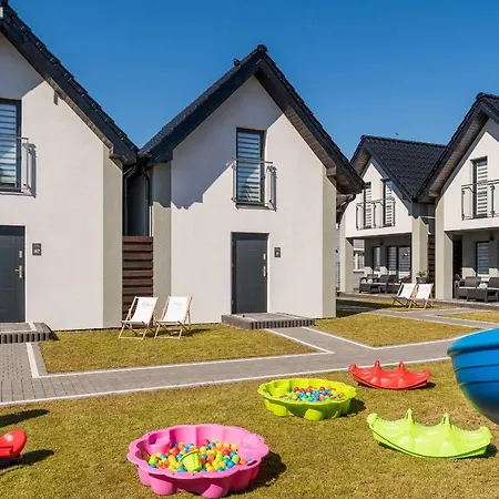 Dom wakacyjny Nord Breeze Z Podgrzewanym Basenem I Jacuzzi *