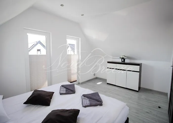 Сasa de vacaciones Domki Nord Breeze Z Podgrzewanym Basenem, Jacuzzi Oraz Sauna *