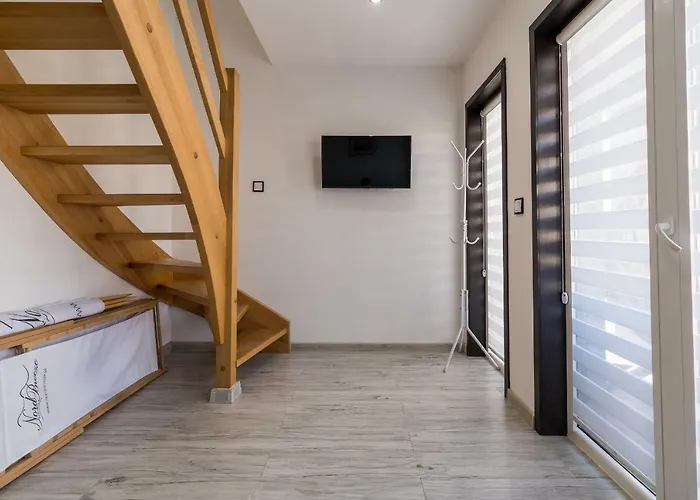 Nord Breeze Z Podgrzewanym Basenem, Jacuzzi Oraz Sauna 度假居 *