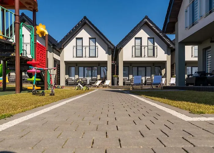 Holiday home Domki Nord Breeze Z Podgrzewanym Basenem, Jacuzzi Oraz Sauna *